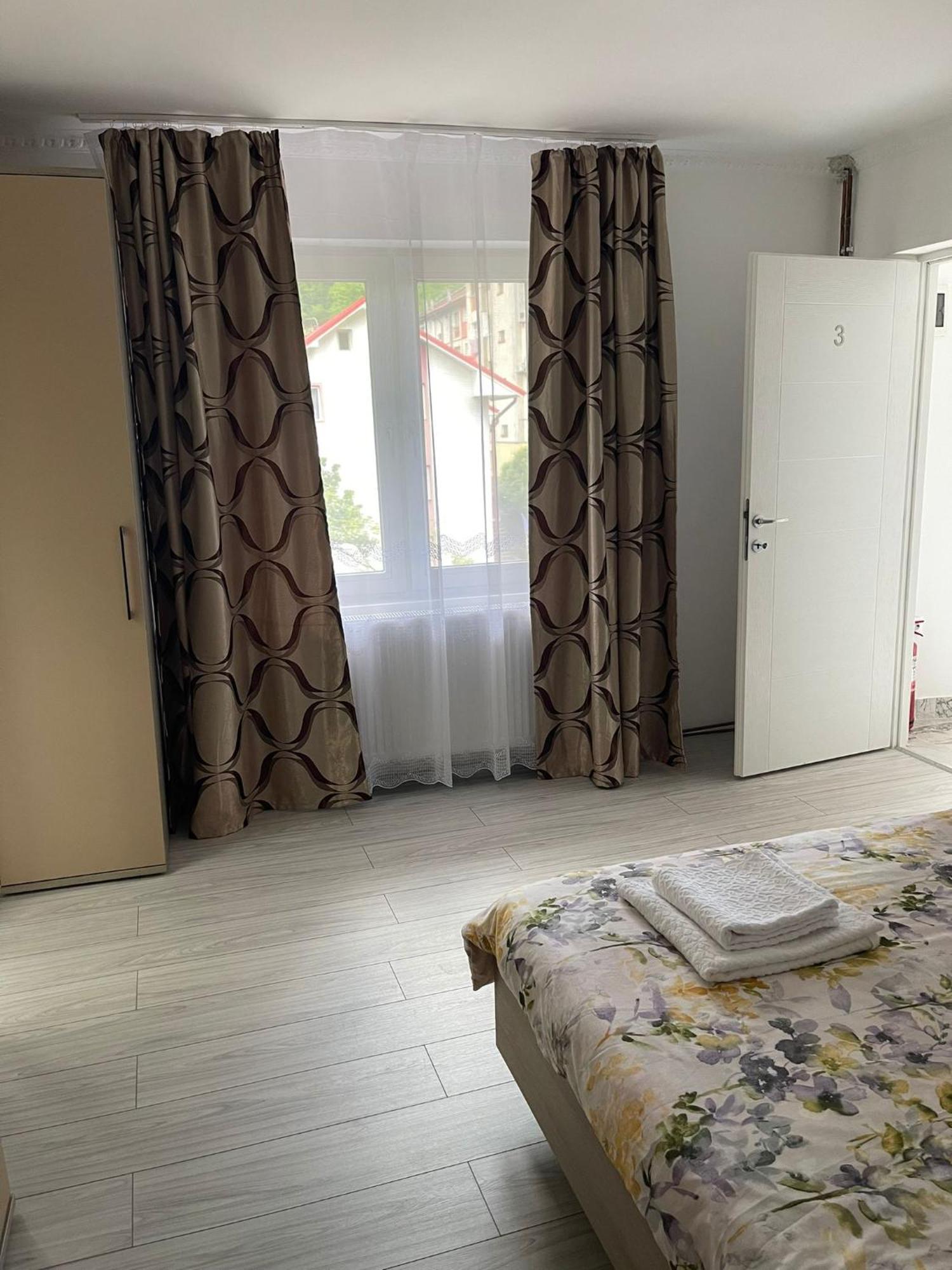 Casa Princess Băile Herculane Esterno foto