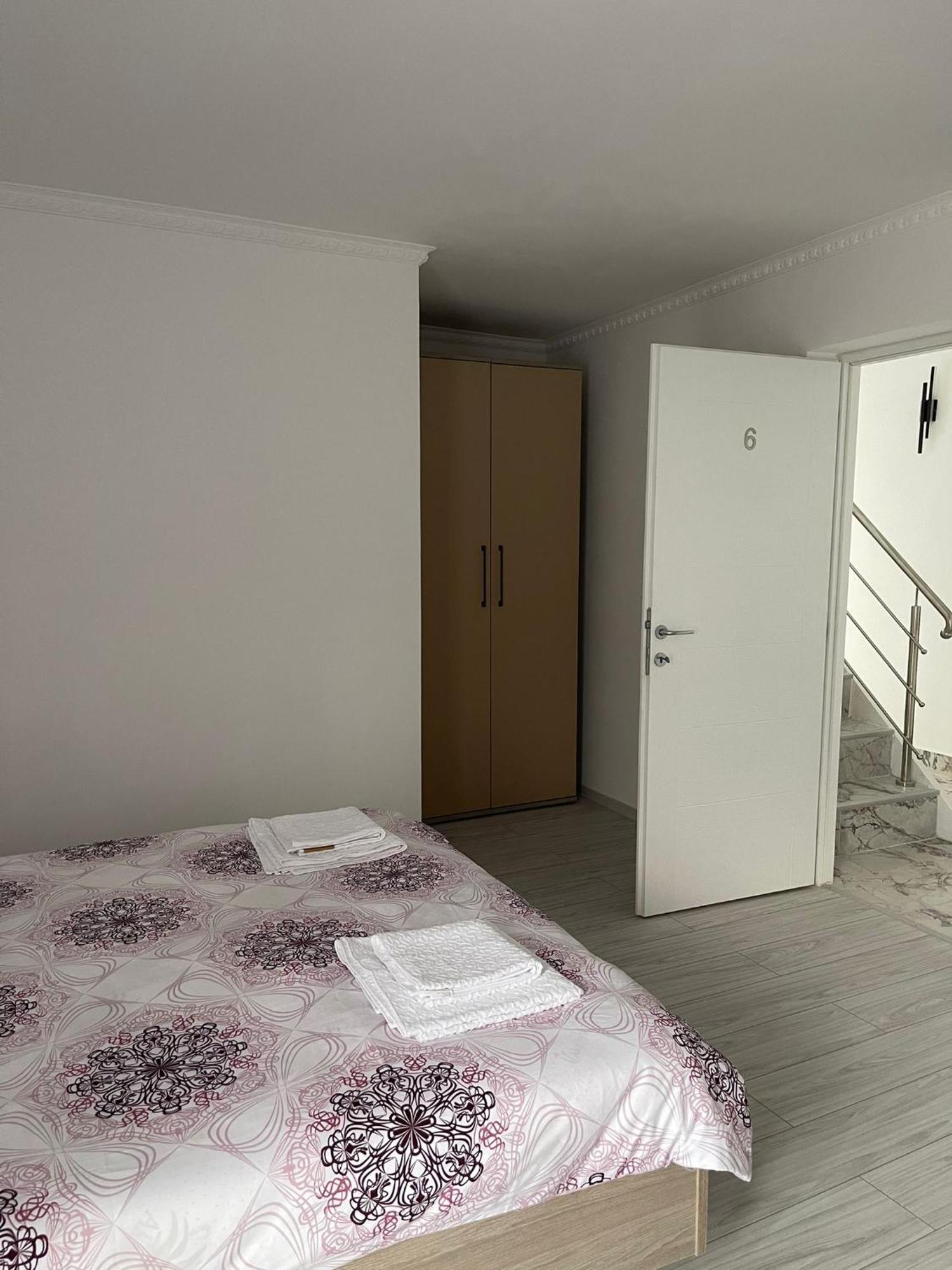 Casa Princess Băile Herculane Esterno foto